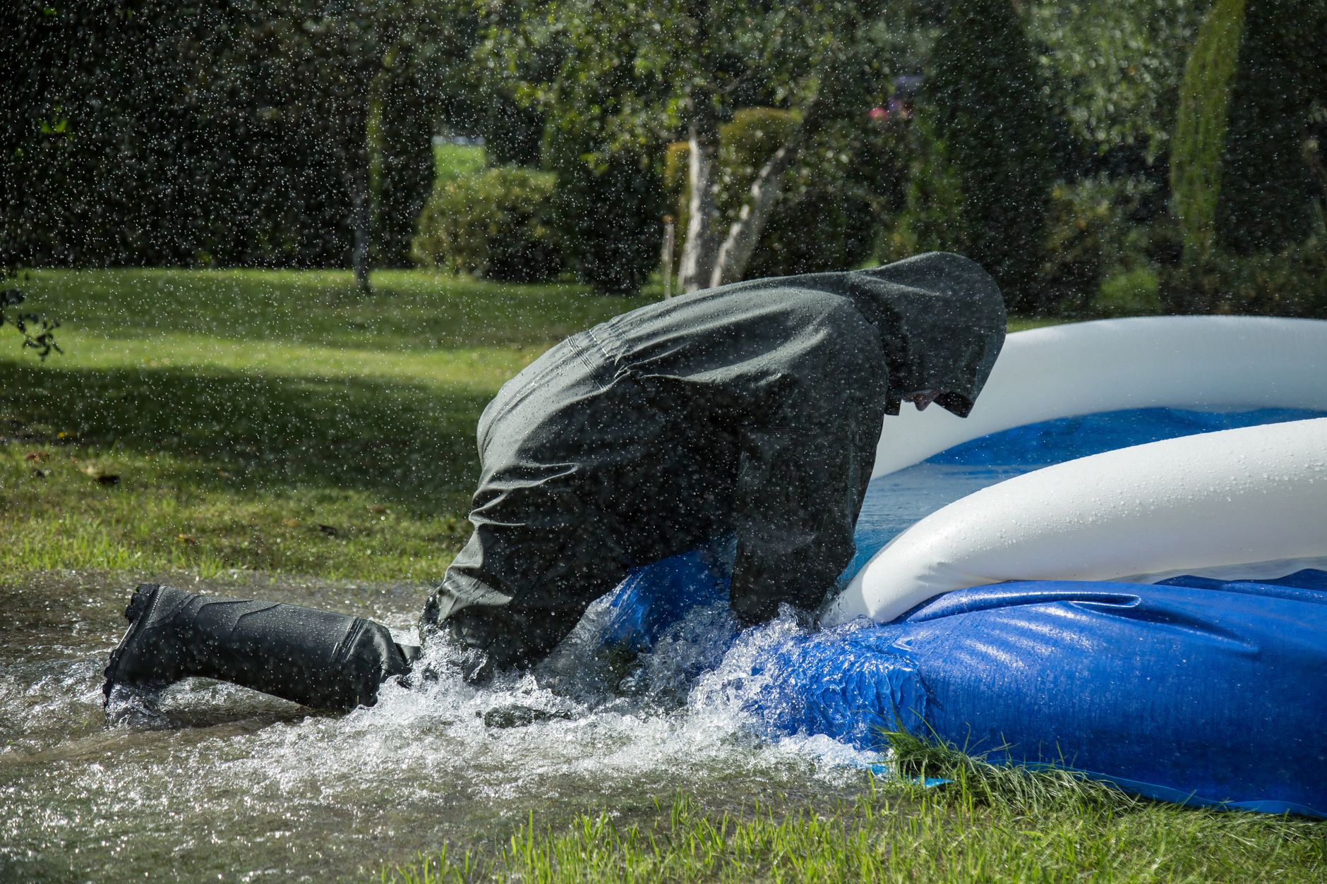 Réparation dégât des eaux équipe à Courbevoie
